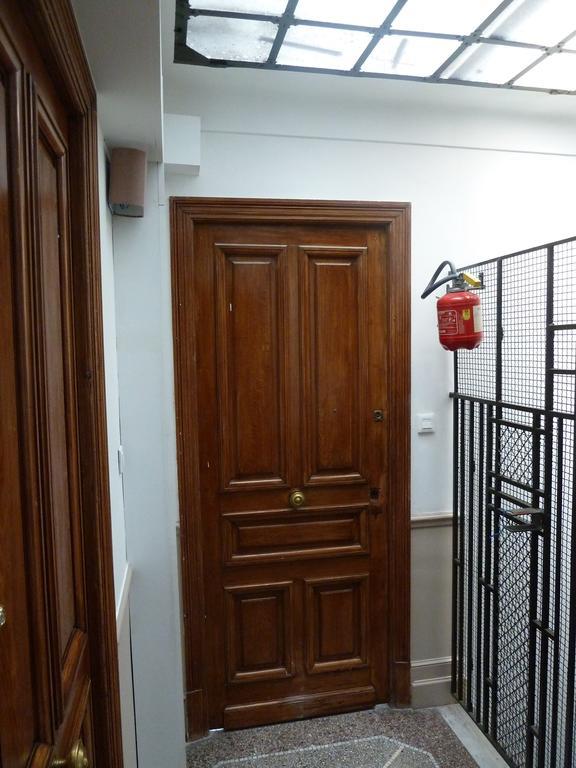 New 1 Bedroom Apt Place Garibaldi Nice Room photo